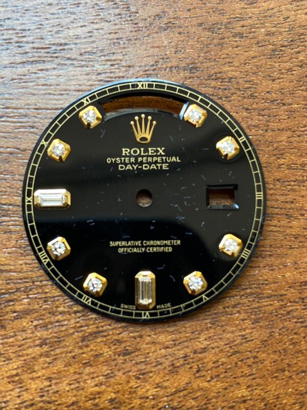 Black Diamond Dial