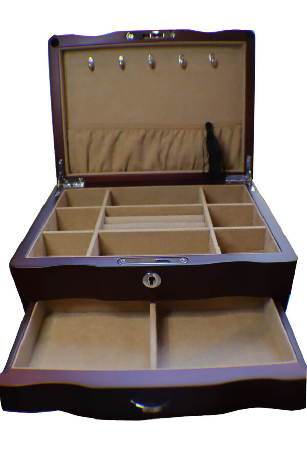 Peri B. Jewelry Box